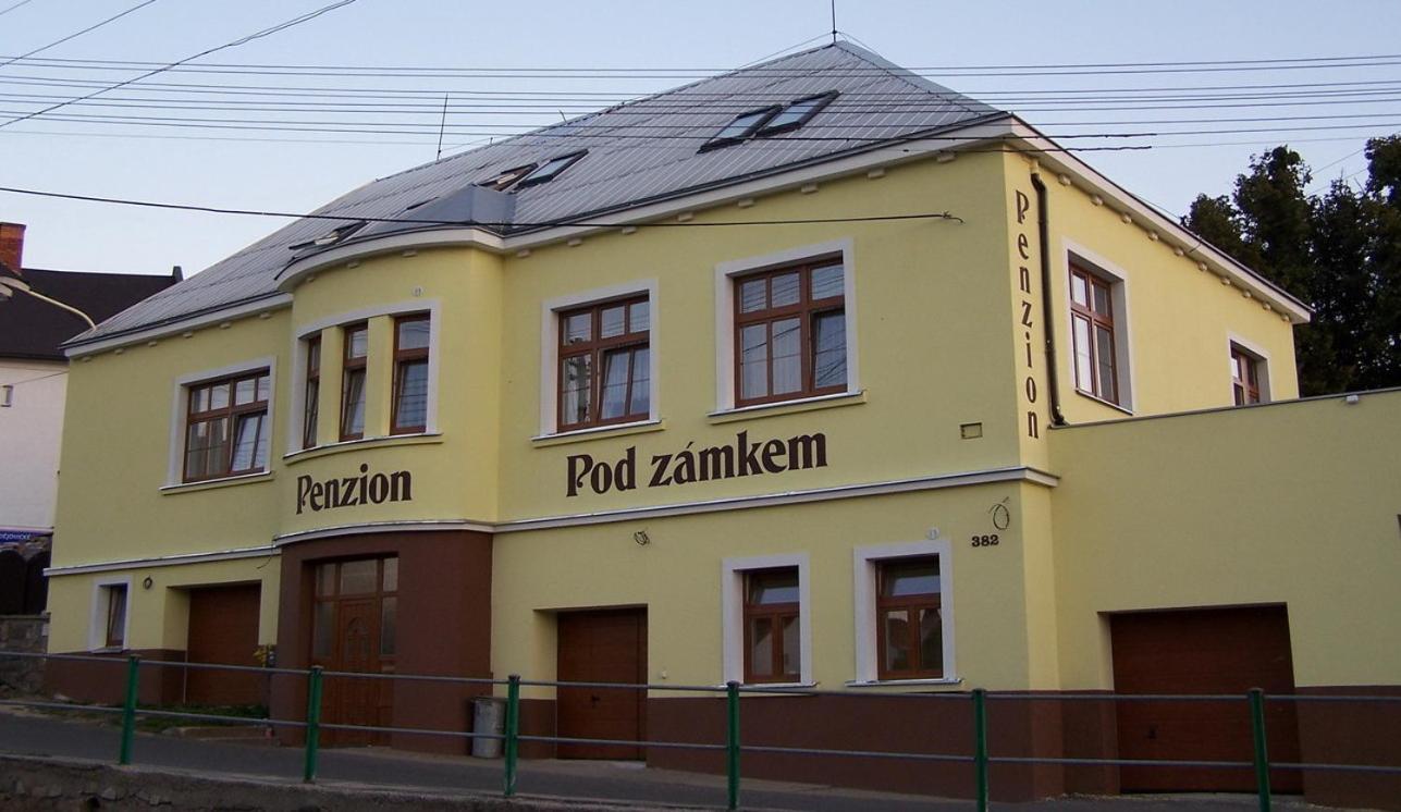 Penzion Pod Zamkem Vizovice Eksteriør bilde